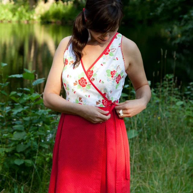 MeMadeMittwoch Beitrag Kleid mit Wickelausschnitt