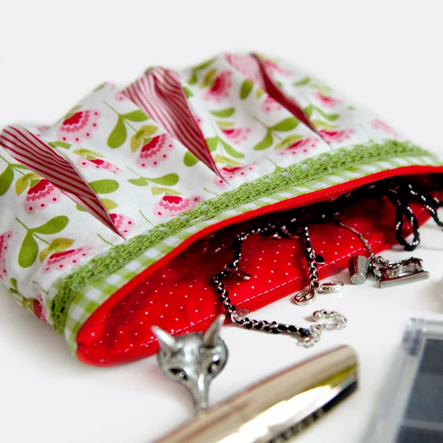 Schnittmuster kostenlos Kosmetiktasche Reissverschluss nähen