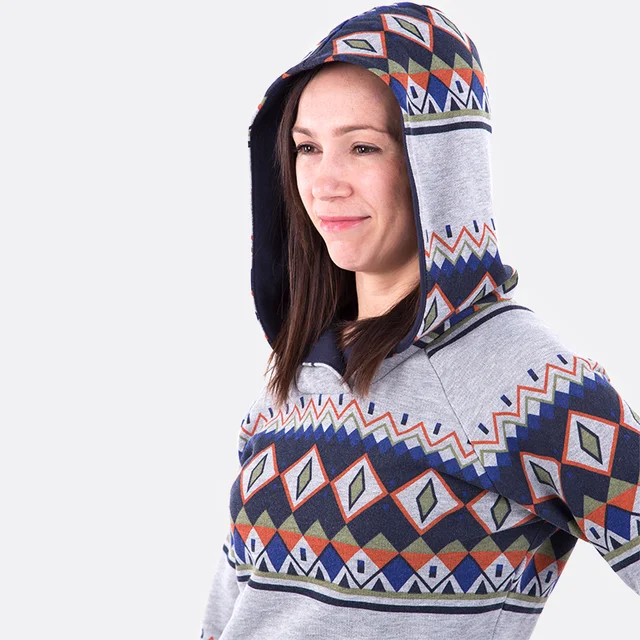 Schnittmuster Sweatkleid Kapuze Stoffmuster nähen