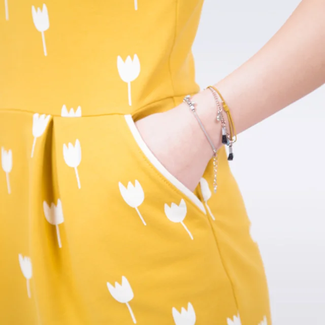 Schnittmuster Sweatkleid Tulpenrock selber nähen mit Eingriffstaschen