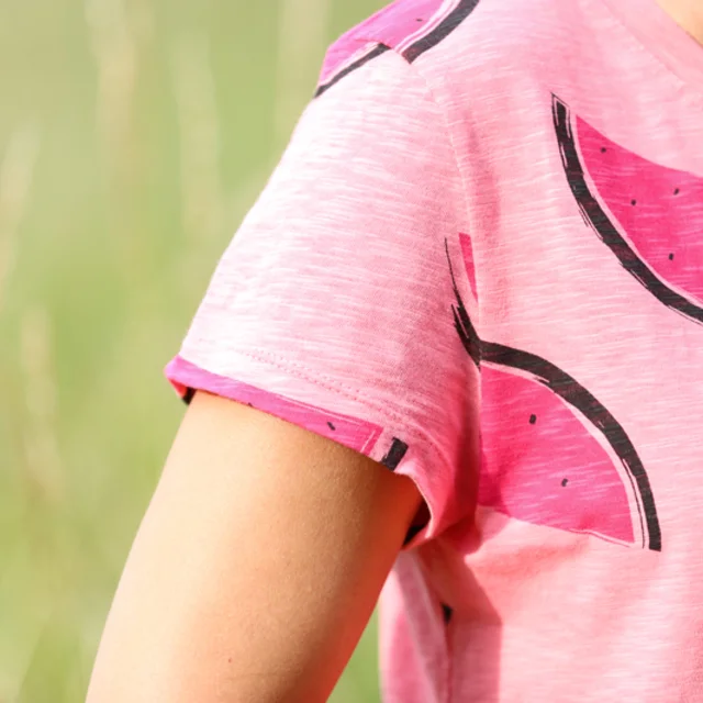 T-Shirt Ärmelsaum nähen T-Shirt Ärmelsaum nähen