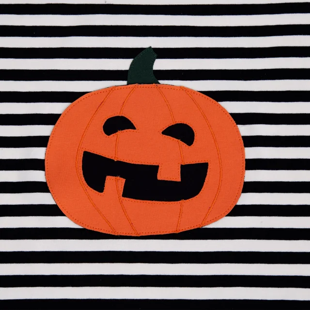 Nähanleitung Halloween Patches Motiv aufnähen