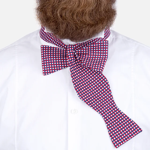 Anleitung Fliege binden Knoten