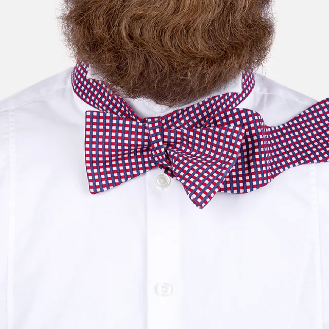 Anleitung Fliege binden stecken