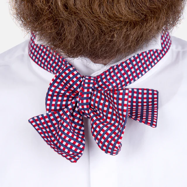 Anleitung Fliege binden ziehen