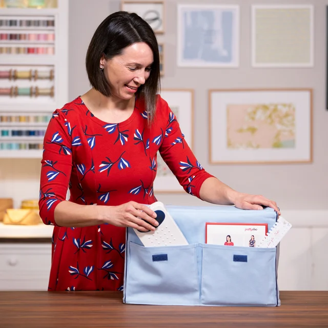 Nähanleitung gratis Schnittmuster Nähmaschinenhülle Fächer Taschen Nähutensilien