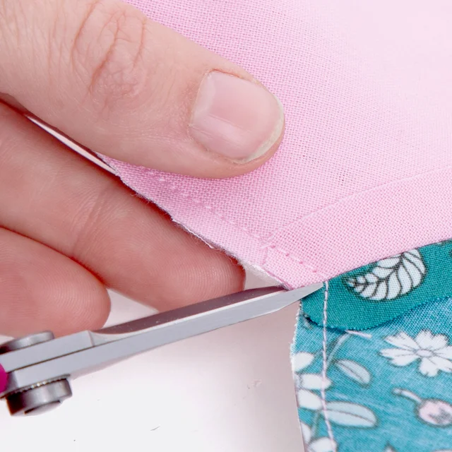 Freebie Blumenplatzset - Nahtzugabe zurück schneiden