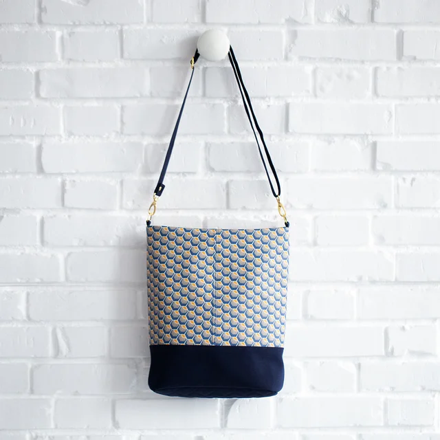 Shopper nähen Retro Muster aus Kunstleder