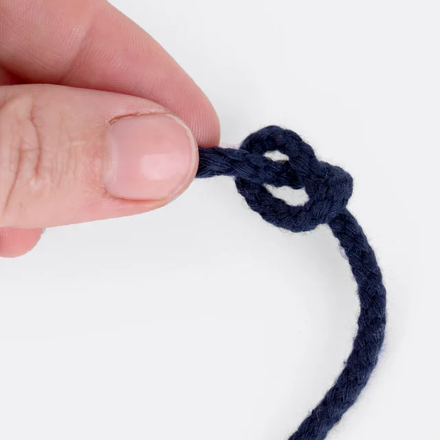 Sitzkissen nähen - Kordel vorbereiten