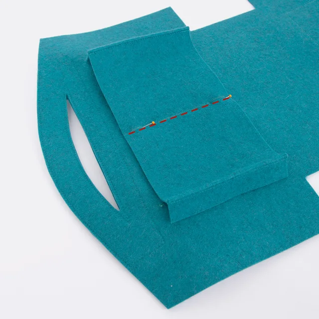 Außentasche mittig aufsteppen Filz-Taschenorganizer