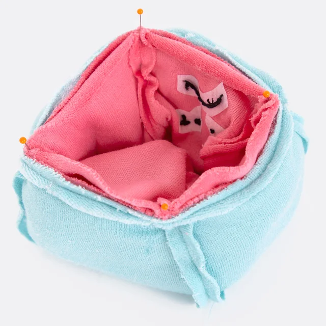 Wende-Oktopus: Nahtzugaben aufeinander stecken