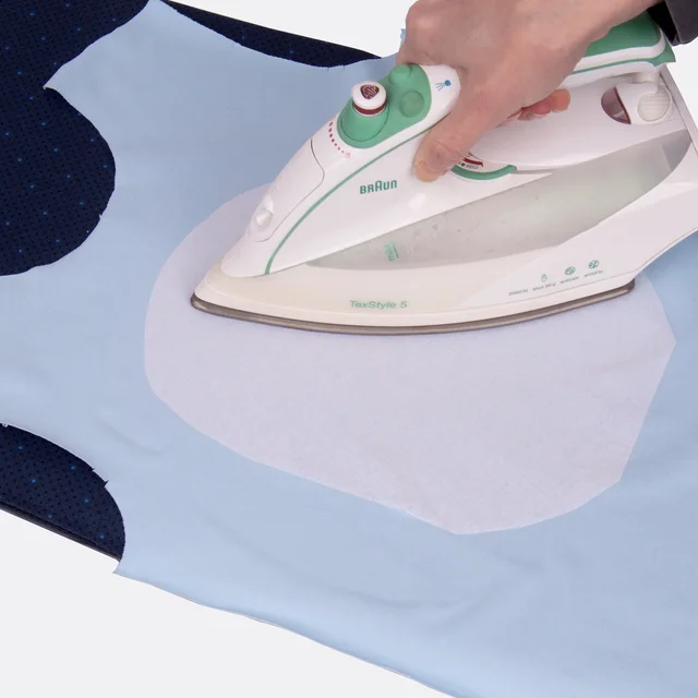 Shirt Applikation Fixier Stickvlies auf Jersey aufbügeln