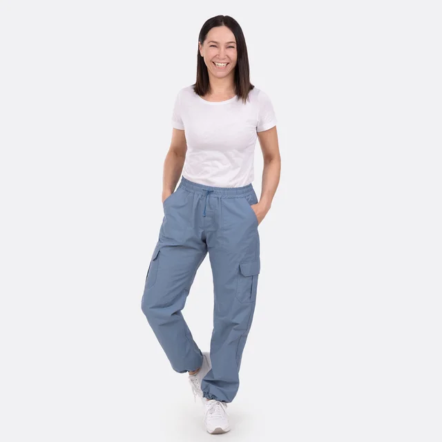 Schnittmuster Cargohose Trenchcoatstoff jeansblau nähen